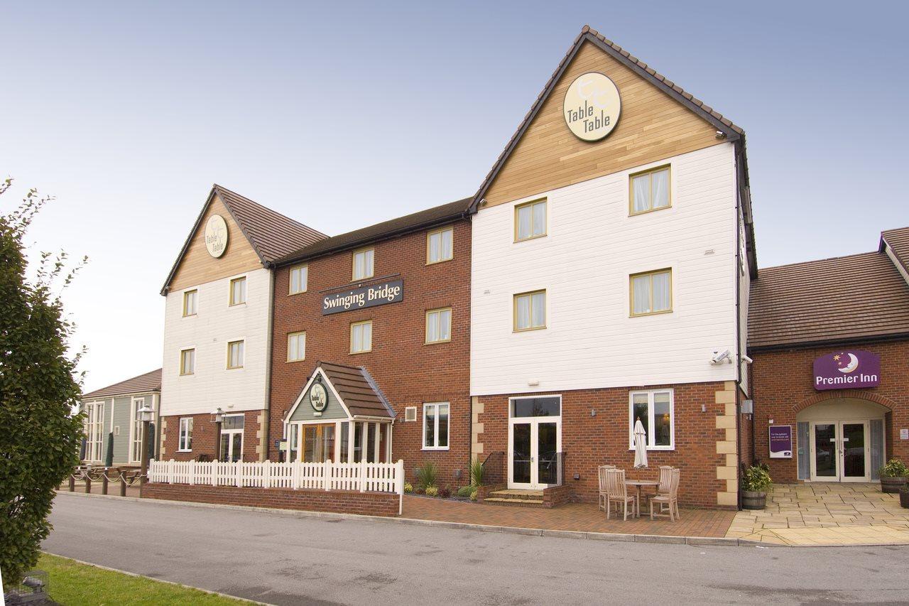 Premier Inn Manchester Trafford Centre North Eksteriør billede